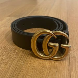 Gucci belt barely used